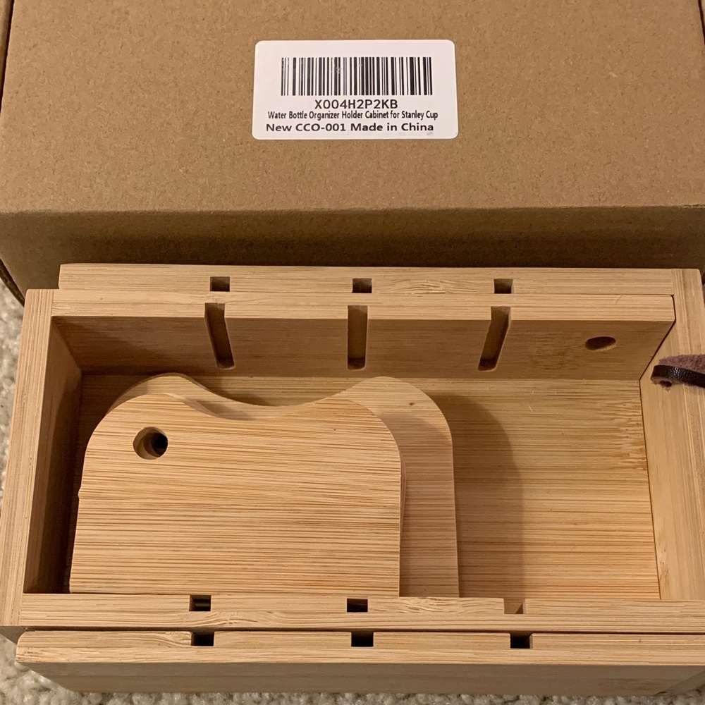 Tumbler Lid Water Bottle Wooden Organizer Holder for Stanley Cups - NWT